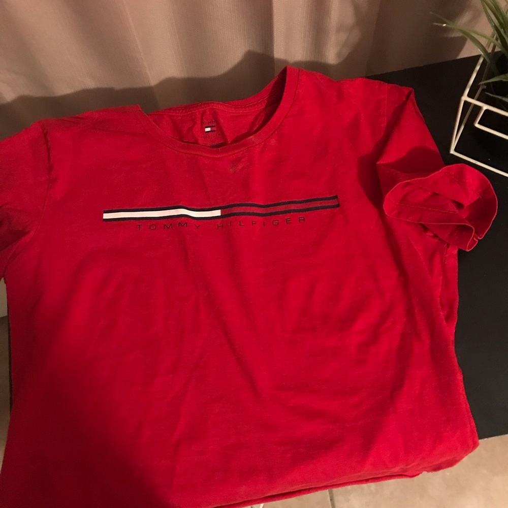 Tommy hilfiger t shirt
